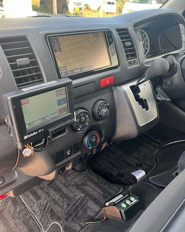 介護タクシーメーターの取付